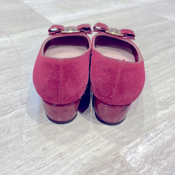 Salvatore Ferragamo Vara Bow Suede Pink Pumps. US size 4 but fits like a US 5 - Picture 4 of 6
